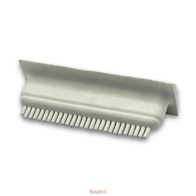 Шпатель гумовий для імітації дерева 10см OLEJNIK