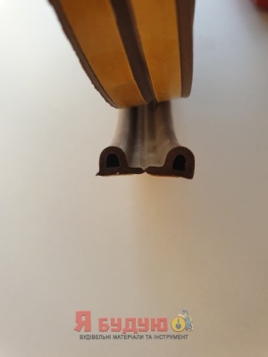 Ущільнювач P профіль 100 м. Коричневий Польща